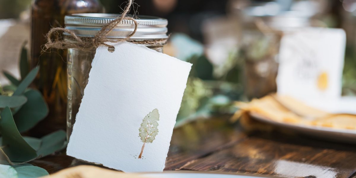 Mason Jar Projects for Decor, Storage, and Gifts